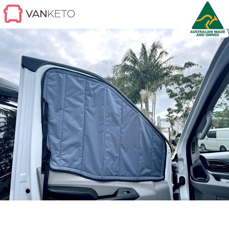 Cargue la imagen en el visor de la galería, Driver&#39; seat LDV Deliver 9 window cover for van
