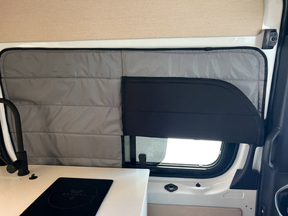 Sprinter 2019-2023 - Cubierta de ventana de puerta deslizante - Hecho en Australia 🇦🇺